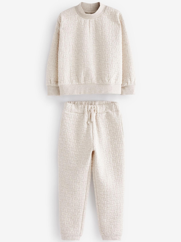 Pikowany w kolorze kremowo-ecru z fakturą - Crew Sweatshirt and Joggers Set (3-16yrs) - Image 7 of 9