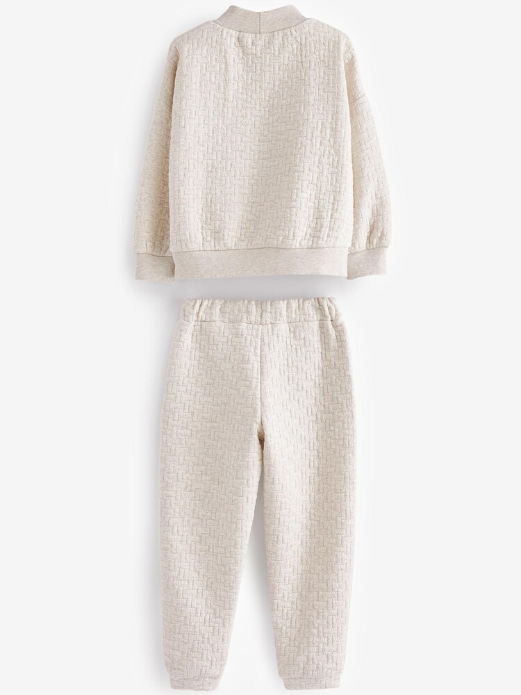 Pikowany w kolorze kremowo-ecru z fakturą - Crew Sweatshirt and Joggers Set (3-16yrs) - Image 8 of 9