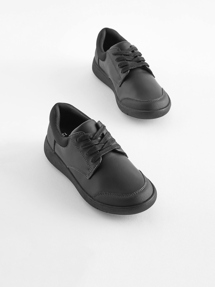 Schwarz - Schnürschuhe für die Schule - Bild 1 von 5 Schwarz - Schnürschuhe für die Schule - Bild 1 von 5