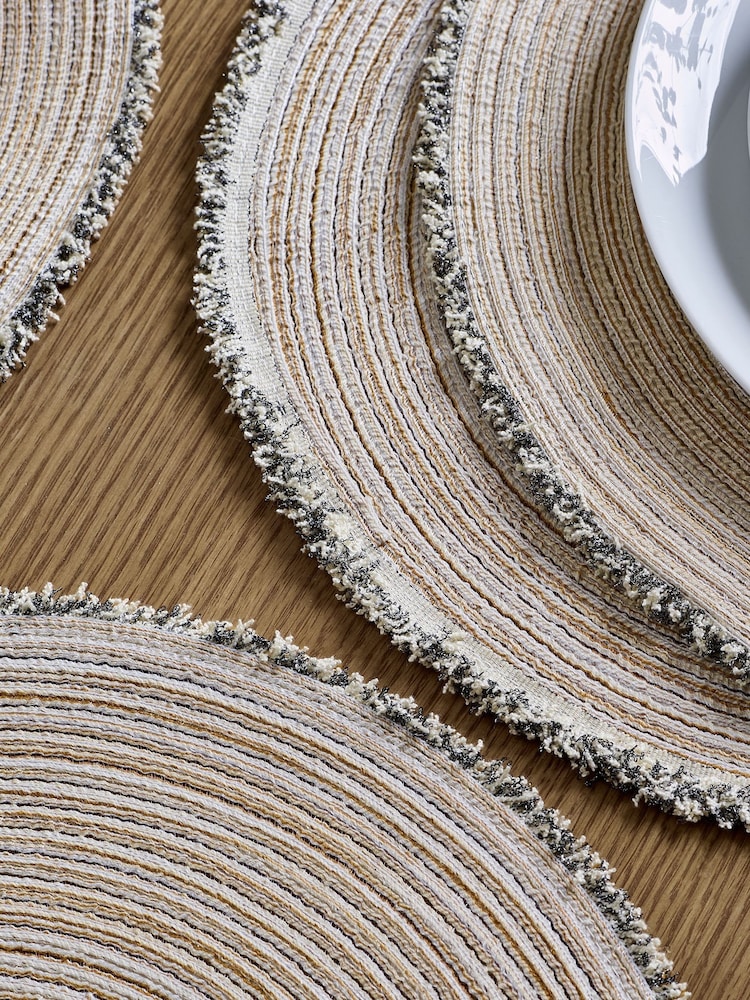Set of 4 Natural Fringe Placemats - Image 2 of 4