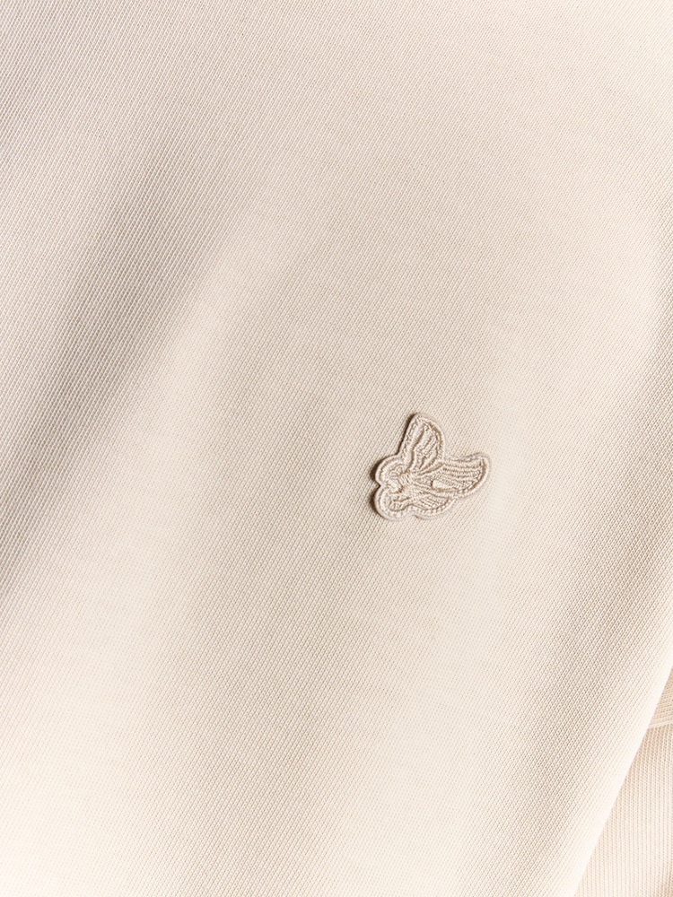 Lyle & Scott Cream Heavy Weight Relaxed T-Shirt - Image 5 of 5 Lyle & Scott Cream Heavy Weight Relaxed T-Shirt - Image 5 of 5