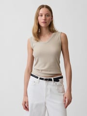 Gap Beige Modern Rib Scoop V-Neck Vest - Image 3 of 4