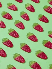 Sweet Me Keep Me Giant Strawberries 750g Sweet Jar - Image 4 of 5