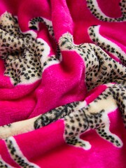 Pink Scion At Next Lionel the Leopard - Scion at Next Mr Fox Oversized Blanket Hoodie - Obraz 7 z 7