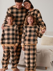 Kariert, Neutral - Kuscheliger Fleece-Pyjama für Herren, Familienkollektion - Bild 2 von 8