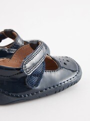 Bleu marine verni - Chaussures bébé style salomé - Image 4 de 5