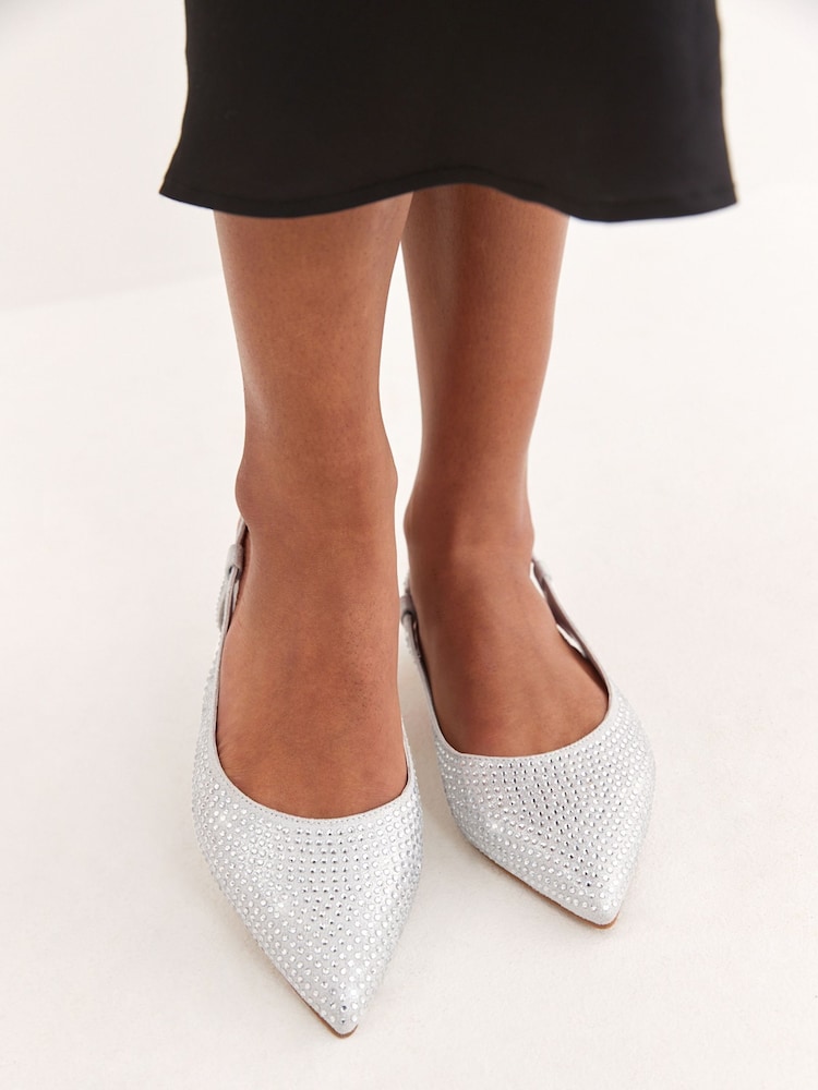 Argent - Chaussures plates à bride arrière Forever Comfort Bling Point Toe - Image 3 of 9