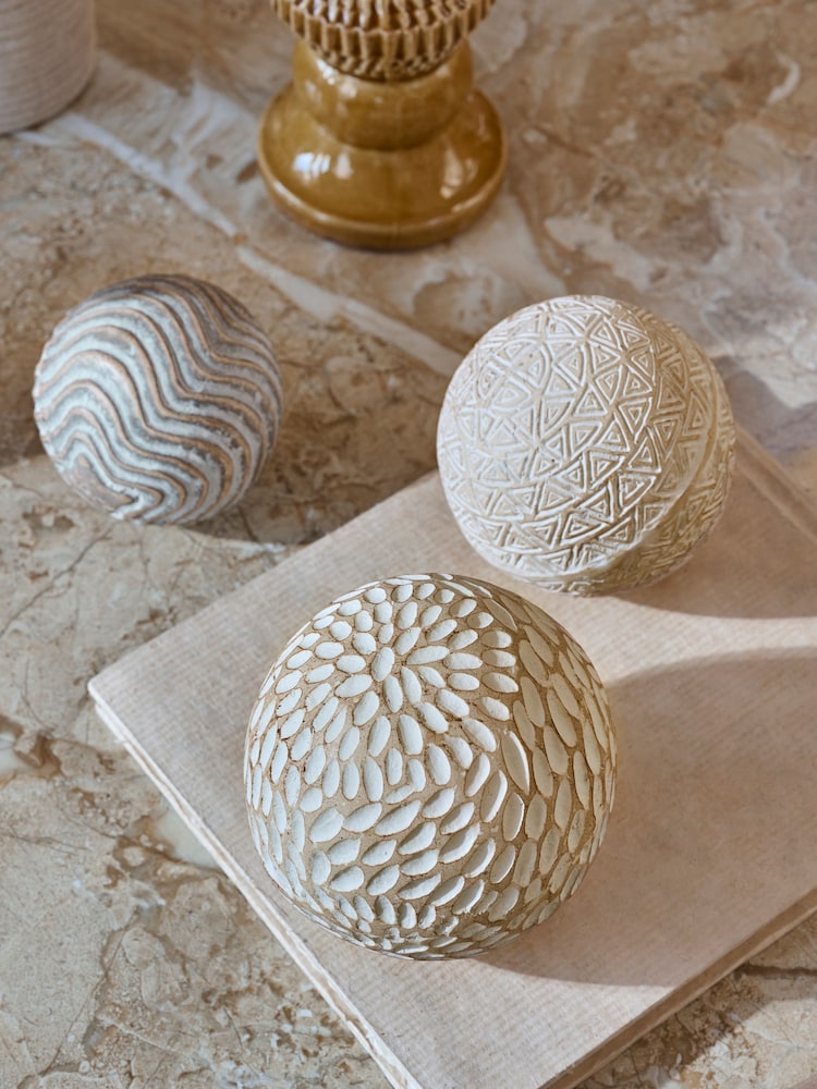Set of 3 Natural Ecomix Display Spheres - Image 1 of 4