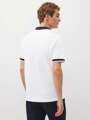 Lacoste Contrast Collar Polo Shirt - Image 2 of 4
