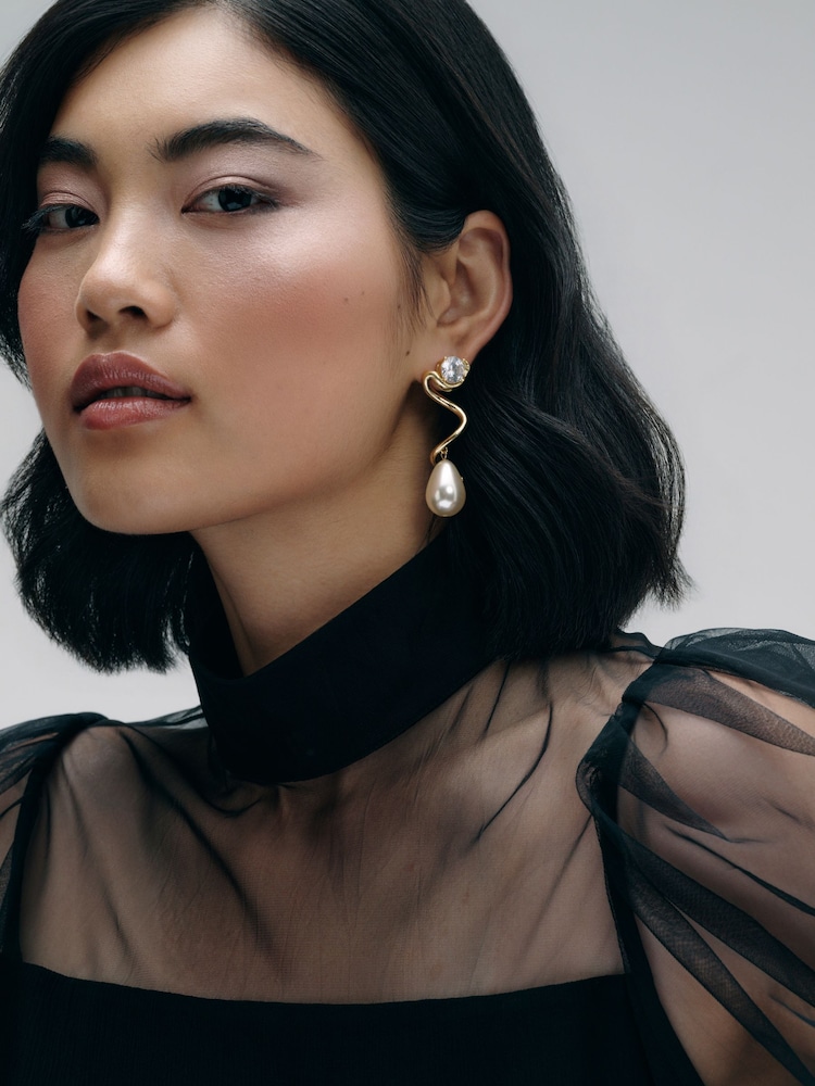 CERENE Statement Swirl Drop Earrings - Bild 2 av 6