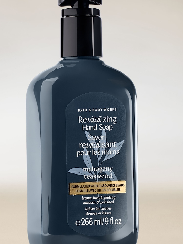 Bath & Body Works Mahogany Teakwood Revitalizing Gel Hand Soap 266ml - Image 2 of 3 Bath & Body Works Mahogany Teakwood Revitalizing Gel Hand Soap 266ml - Image 2 of 3