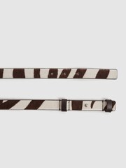 Reiss Chocolate/Ecru Hayley Leather Square Hinge Belt - Image 3 of 4