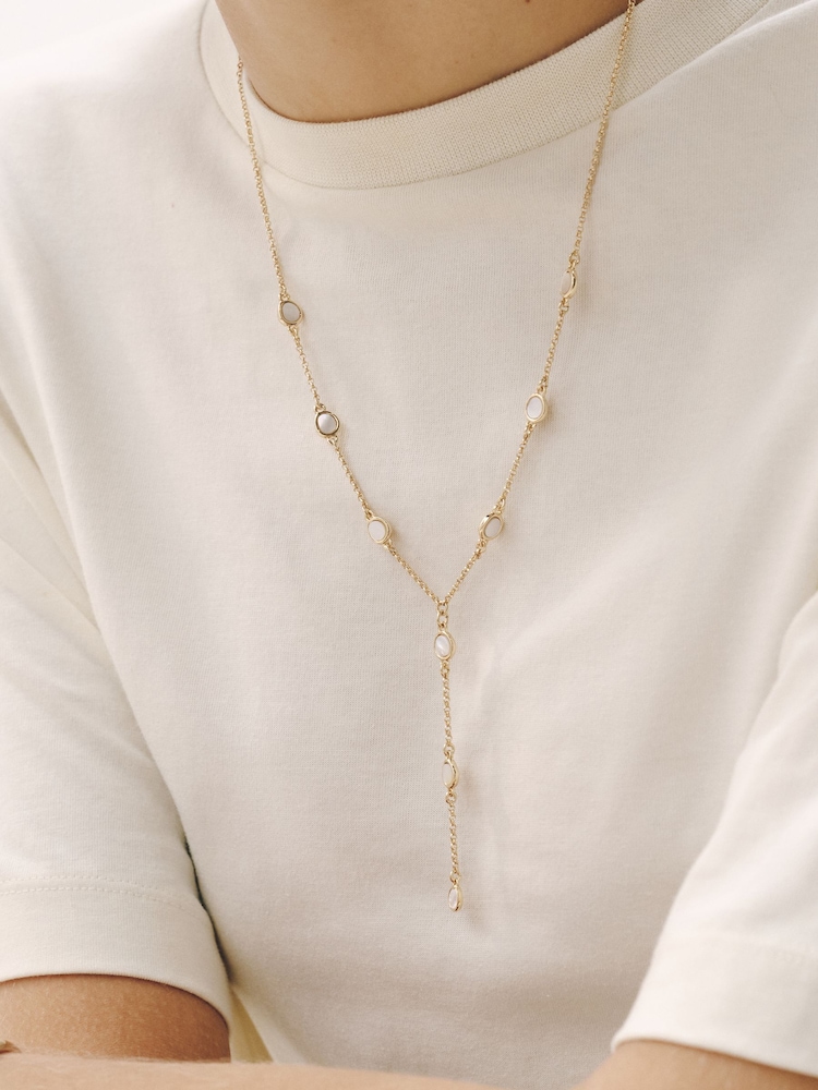 Gold Tone Pearl Effect Y Necklace - Image 2 of 5