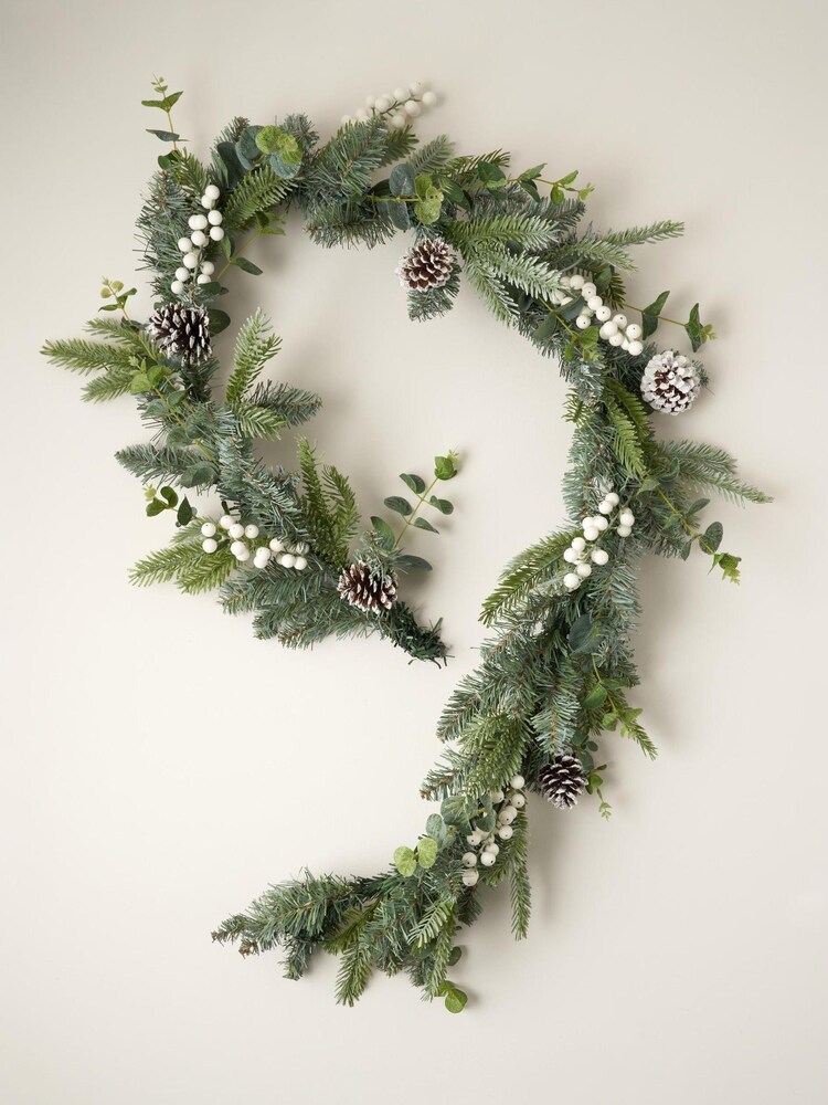 Truly Green Christmas Garland - Image 4 of 4