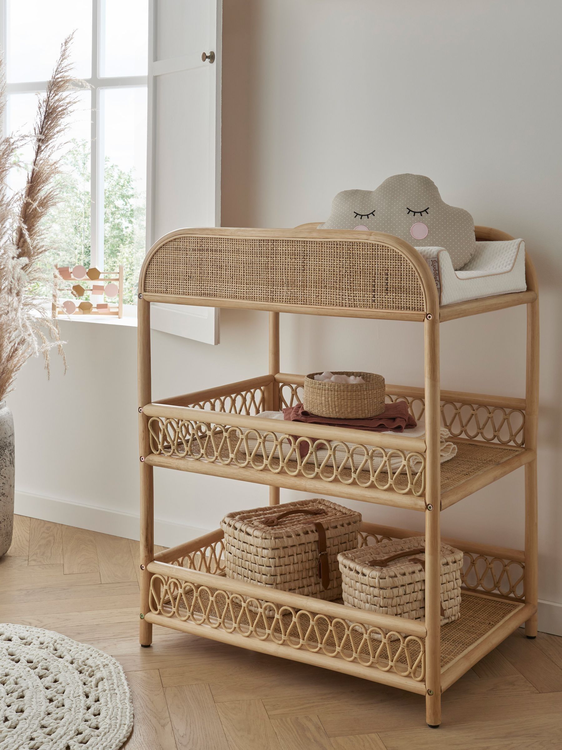 Cuddleco Unisex Infant Natural Aria Rattan Changer - Image 1