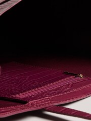 Ted Baker Allicon Imitation Croc Detail Ew Icon Bags - Image 4 of 4