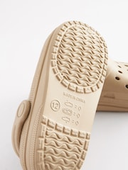 Cement Clogs - Image 7 of 9