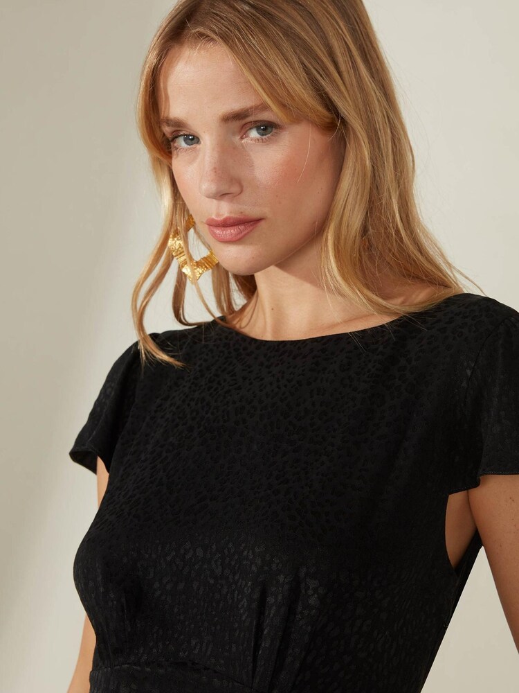 Ro&Zo Black Phoebe Scoop Back Peplum Hem Dress - Image 3 of 4