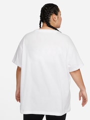 Nike White Curve Sportswear Essential T-Shirt - Image 2 of 5