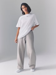 Nike White Oversized Mini Swoosh Sportswear T-Shirt - Image 3 of 5