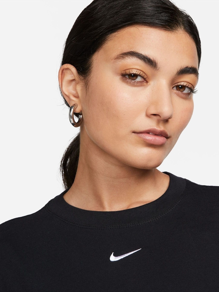 Nike Black Sportswear Essential T-Shirt - Image 5 of 6
