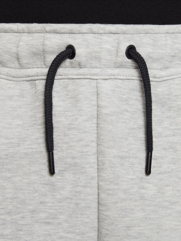 Nike Dark Grey Heather Tech Fleece Shorts - Image 3 of 5