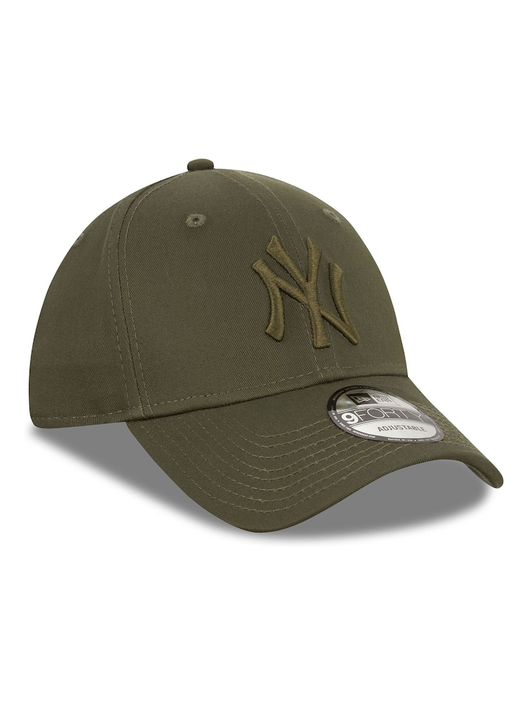New Era® New York Yankees All Green 9FORTY Cap - Image 2 of 5