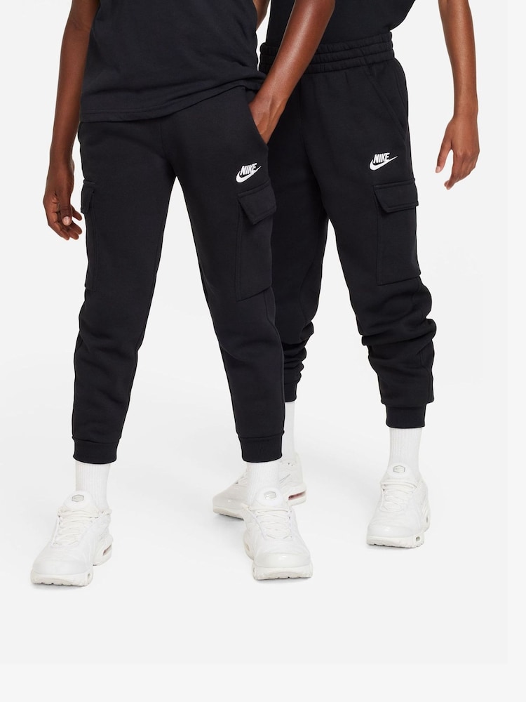 Nike Black Club Fleece Cargo Joggers - Image 6 of 11