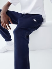 Темно-синий Midnight  - Флисовые спортивные брюки Nike Club - Изображение 2 из 3
