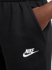Черный - Флисовые спортивные брюки Nike Club - Image 8 of 9