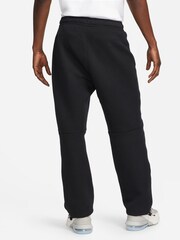 Noir - Pantalon de jogging Nike Tech en polaire à ourlet ouvert - Image 3 of 14