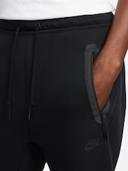 Noir - Pantalon de jogging Nike Tech en polaire à ourlet ouvert - Image 4 of 14