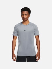 Дымчатый серый  - Nike Тонкая футболка Pro Dri-FIT Slim - Image 1 of 6