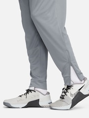 Nike Smoke Grey Dri-FIT Totality Tapered Training Joggers - Image 5 of 6
