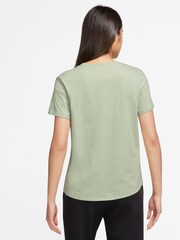 Nike Green Club Essentials T-Shirt - Image 2 of 3