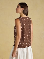 Joules Cove Brown Spot Round Neck Sleeveless Top with Linen - Image 2 of 9