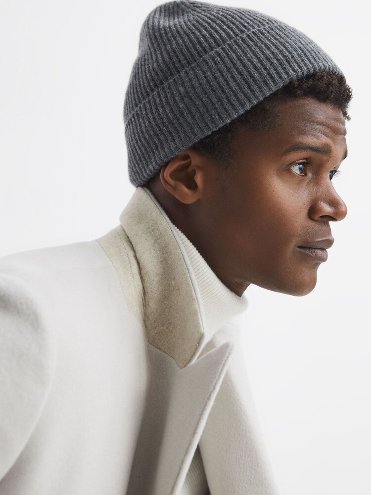 Reiss Charcoal Chaise Merino Wool Ribbed Beanie Hat - Image 2 of 4