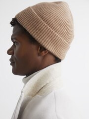Reiss Camel Chaise Merino Wool Ribbed Beanie Hat - Image 3 of 5