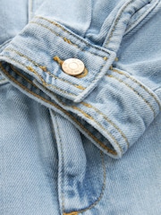 Bleach-Waschung - Own. Kurzer Denim-Overall - Bild 11 von 16