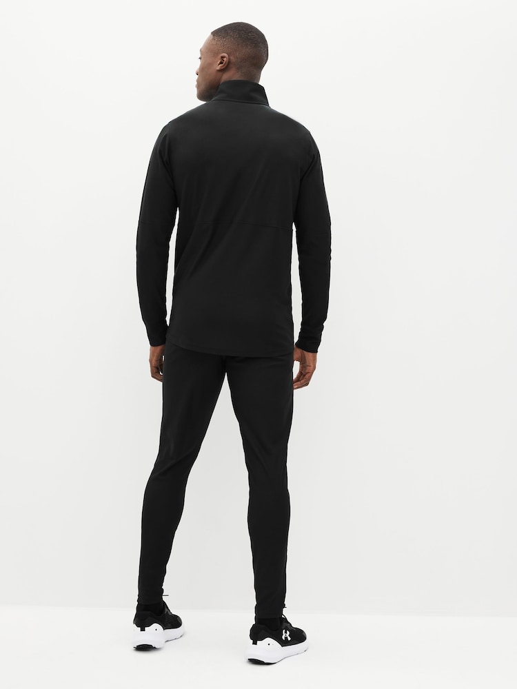 أسود - بدلة رياضية Challenger من Under Armour - صورة 2 من 6