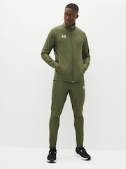 أخضر - بدلة رياضية Challenger من Under Armour - صورة 1 من 7