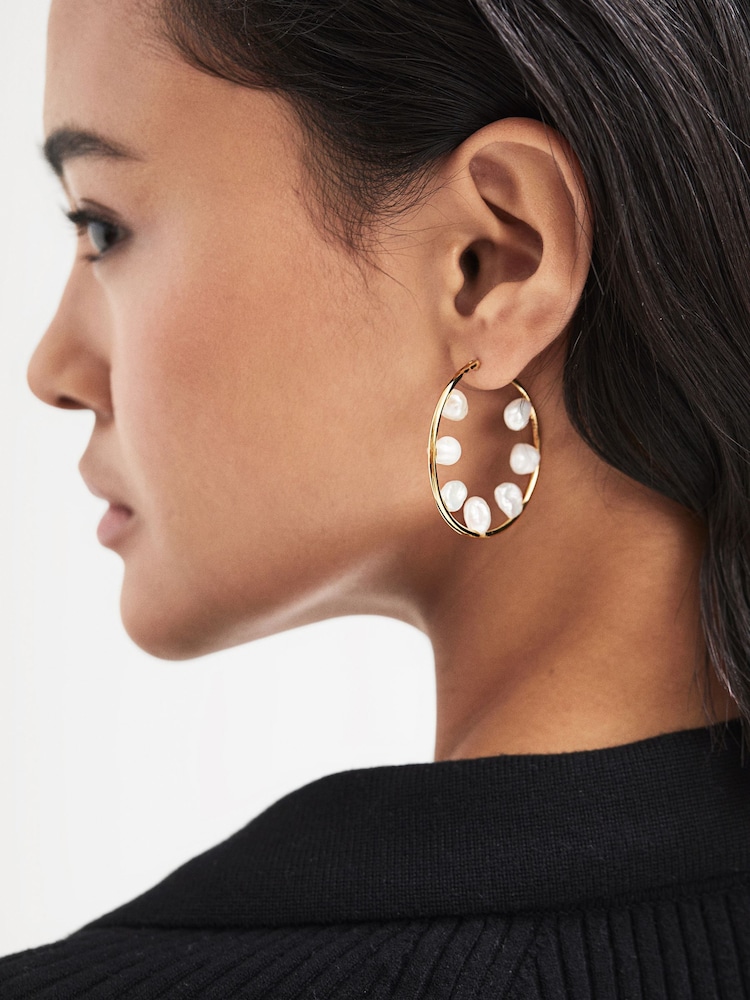 Reiss Gold Baroque 35 Maria Black Hoop Earring - Image 2 of 5