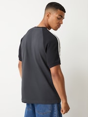 adidas originals Grey/Black Cali Waffle T-shirt - Image 3 of 5