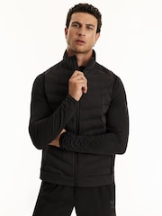 Reiss Black Hybrid Gilet Reiss | Castore Hybrid Quilted Gilet - Image 3 of 11