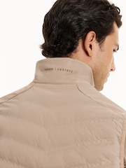 beige - Reiss Hybrid Gilet Reiss | Castore Hybrid Quilted Gilet - 10суретінің 4 суреті