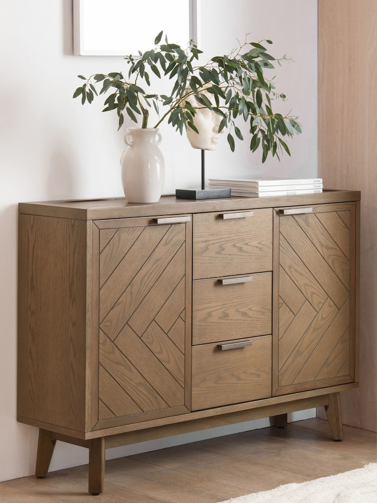 Natural Tetbury Solid Oak and Veneer Sideboard - Image 1 of 8