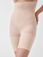 SPANXsculpt™ Seamless Power High-Waisted Mid-Thigh Shorts - Image 3 of 3