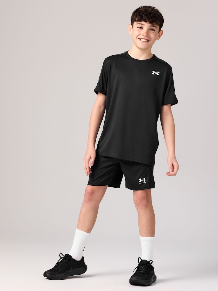 Under Armour Black Challenger Knit Shorts - Image 2 of 6 Under Armour Black Challenger Knit Shorts - Image 2 of 6