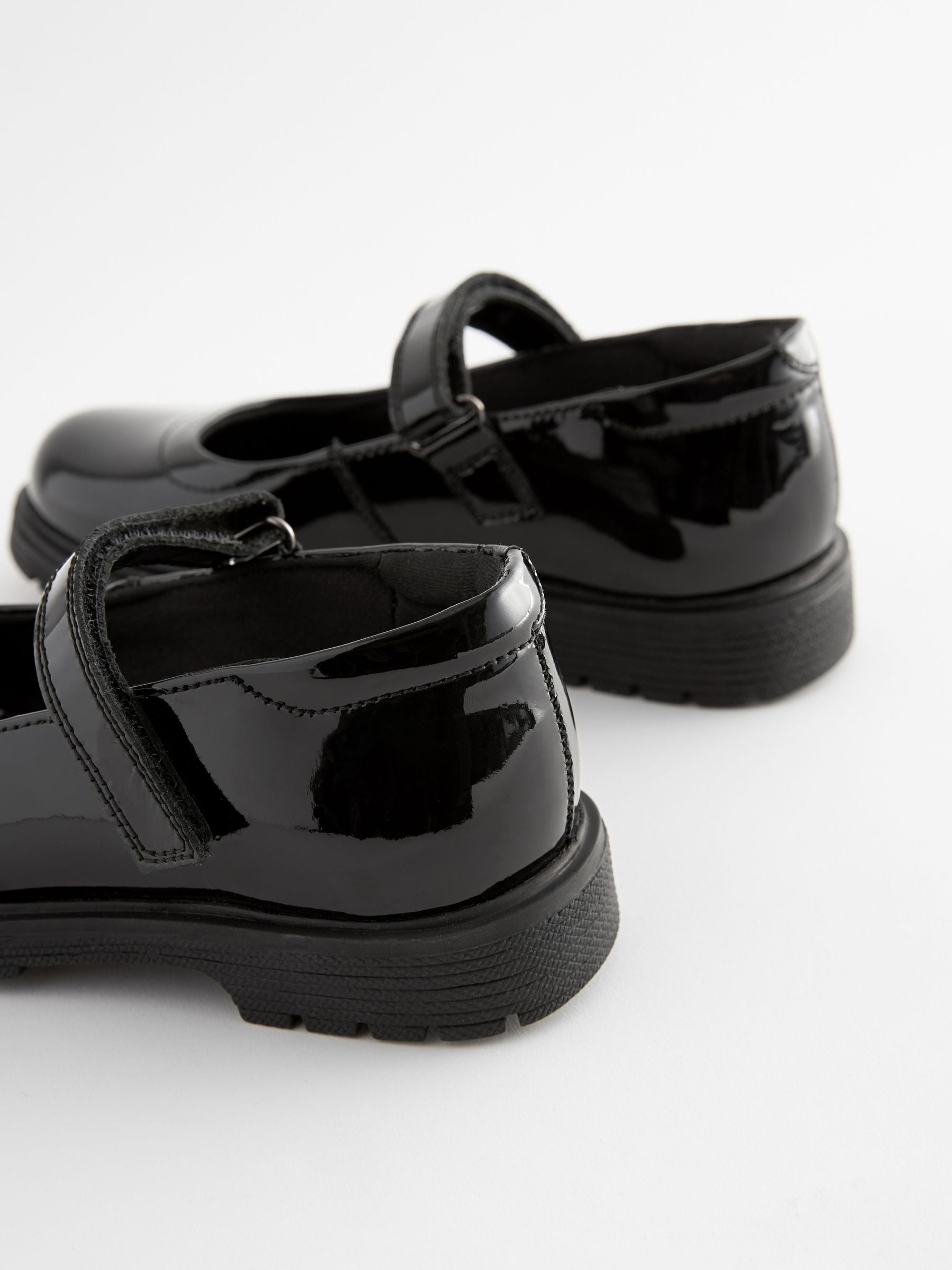 Velcro mary jane shoes discount