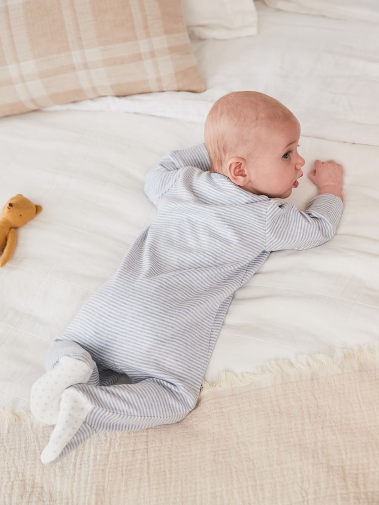 Blue/White 100% Cotton Bear Family Sleepsuit (0-2yrs) - Image 2 of 5